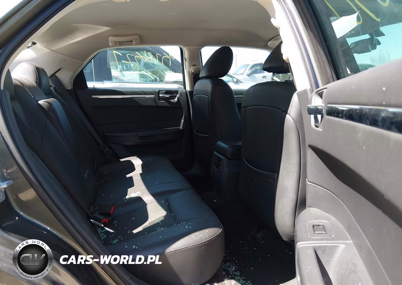 2009 Chrysler 300 Touring VIN:2C3LA53V79H575174 - 8
