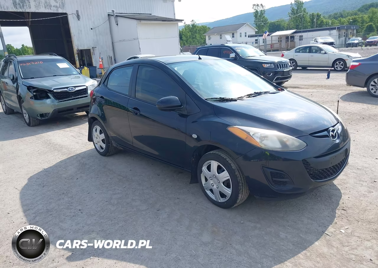 2014 Mazda Mazda2 Sport – zdjęcie 1 z 12
