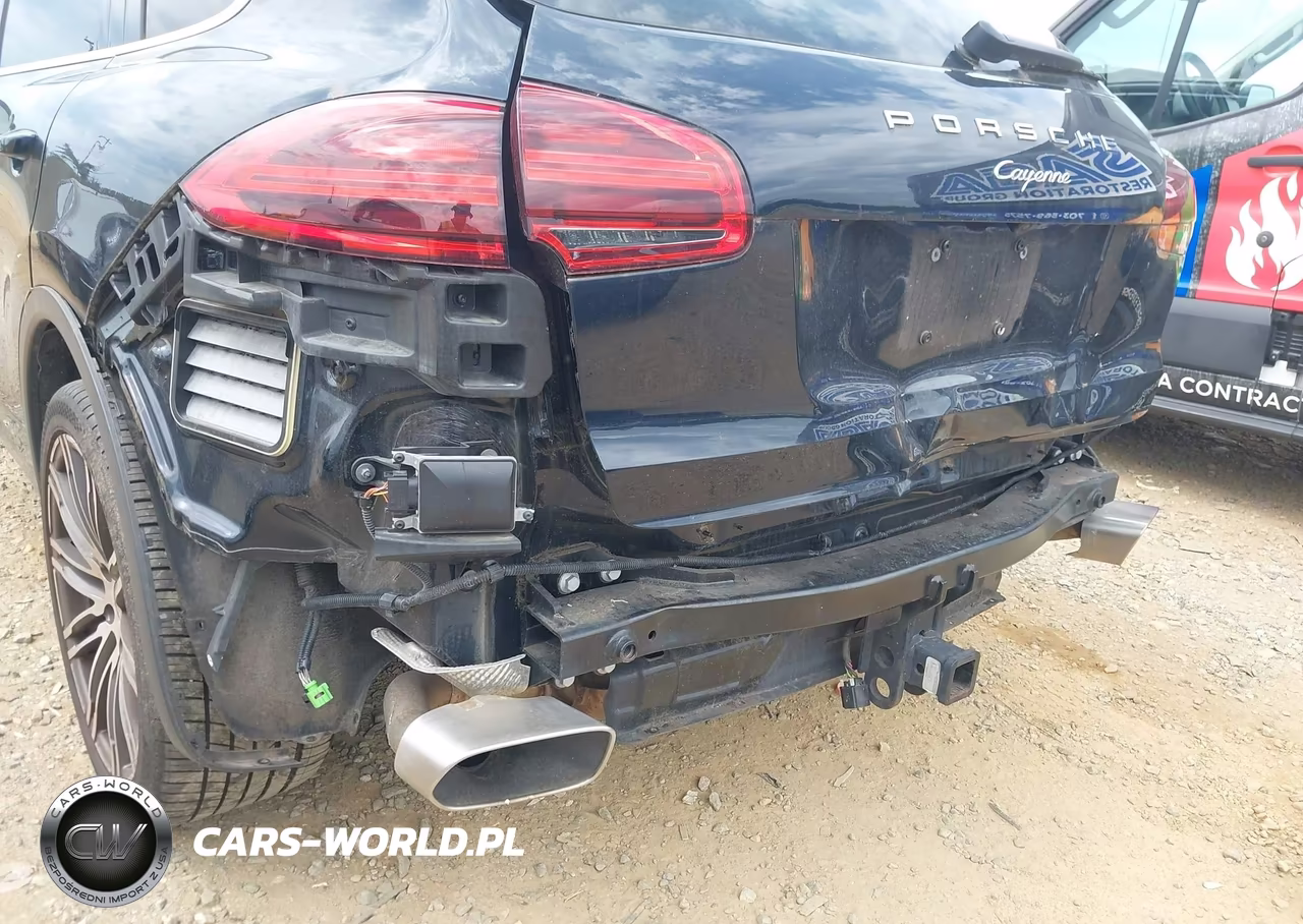 2015 Porsche Cayenne Diesel VIN:WP1AF2A24FLA42370 - 6