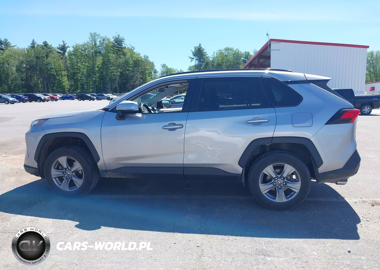 2022 Toyota Rav4 Hybrid Xle VIN:2T3RWRFV8NW131290 - 14