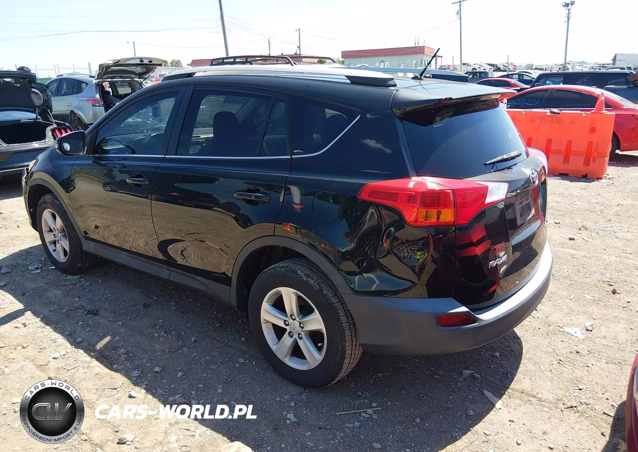 2013 Toyota Rav4 Xle VIN:2T3WFREVXDW057423 - 3