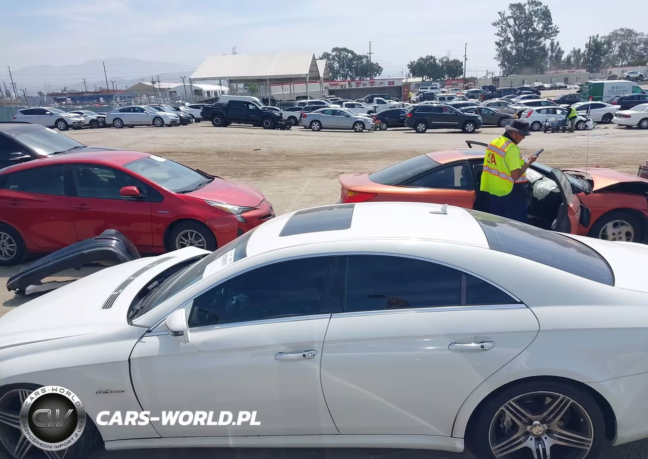 2009 Mercedes-Benz Cls 63 Amg VIN:WDDDJ77X89A151675 - 15