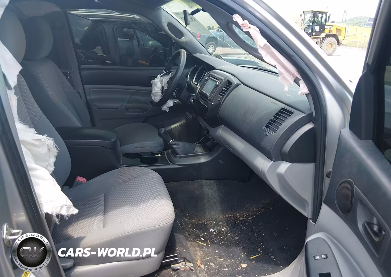 2015 Toyota Tacoma VIN:5TFUX4EN7FX033358 - 5