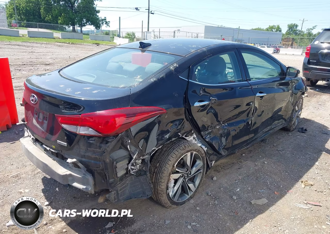 2015 Hyundai Elantra Limited VIN:KMHDH4AE9FU382652 - 4