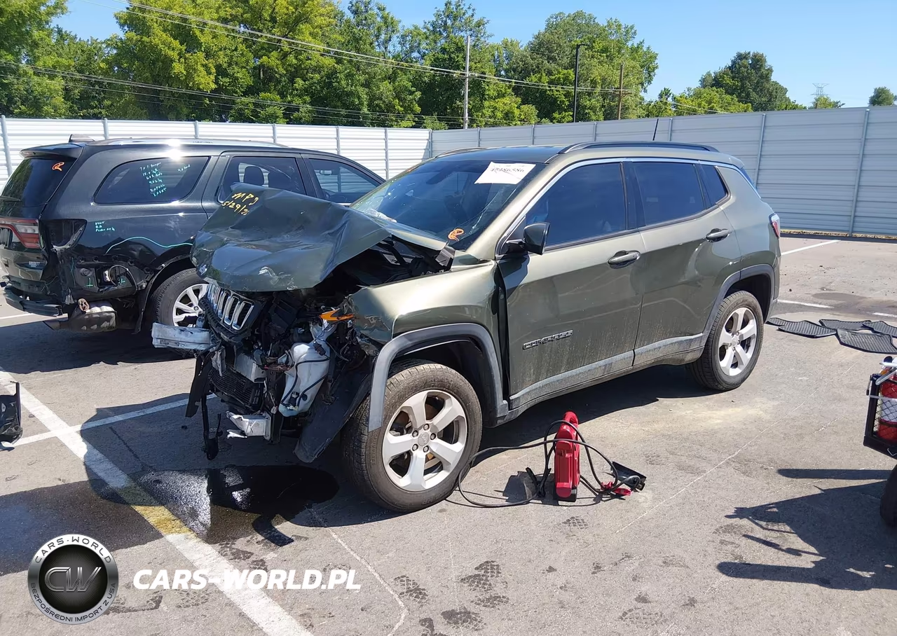 2018 Jeep Compass Latitude 4X4 VIN:3C4NJDBB8JT436897 - 2