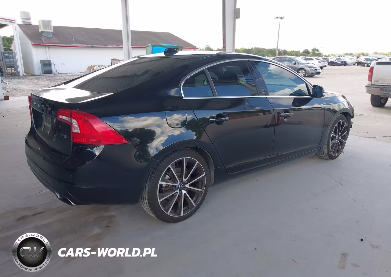 2016 Volvo S60 T5 Drive-E Premier VIN:YV126MFK8G2413297 - 4