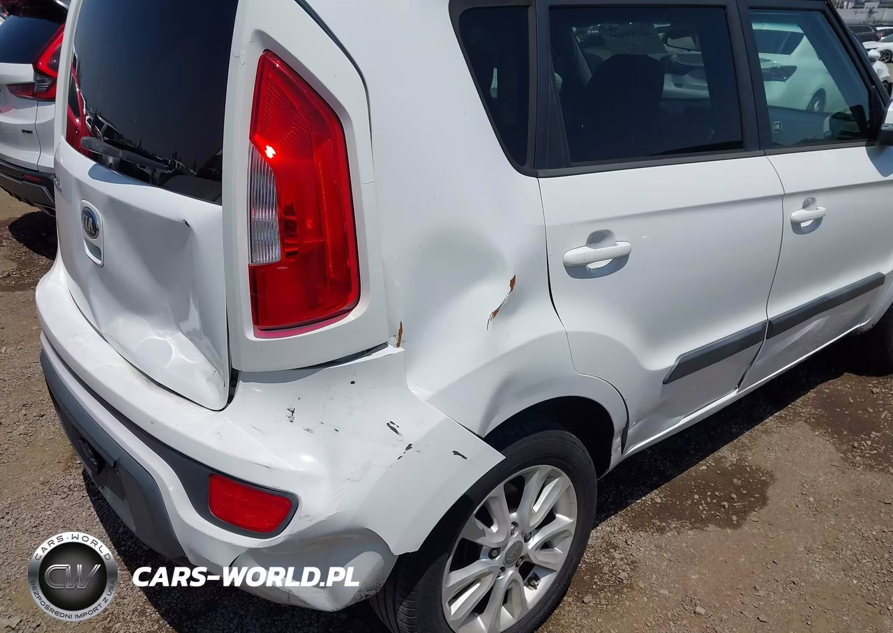 2013 Kia Soul + VIN:KNDJT2A62D7498810 - 6