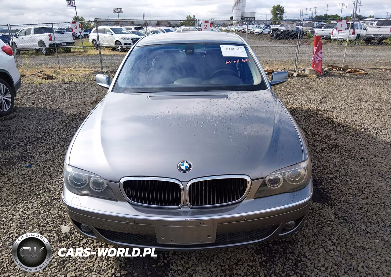 2006 BMW 750Li VIN:WBAHN83506DT63570 - 12