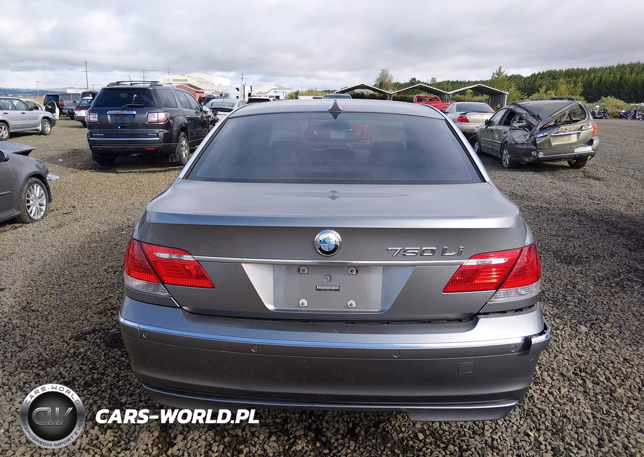 2006 BMW 750Li VIN:WBAHN83506DT63570 - 16