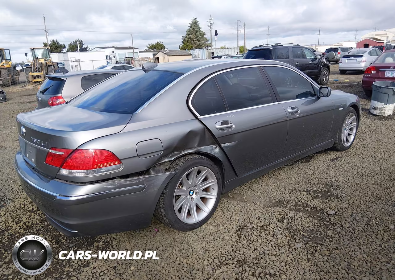 2006 BMW 750Li VIN:WBAHN83506DT63570 - 4