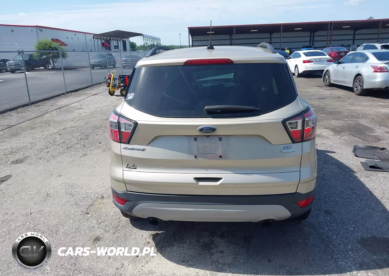 2017 Ford Escape Se VIN:1FMCU0GD5HUC27890 - 16