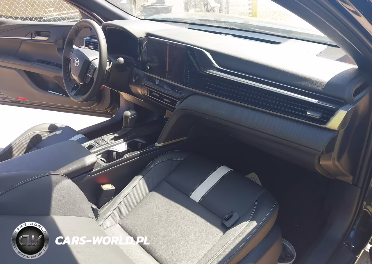 2026 Toyota Camry Se VIN:4T1DBADK5TU047174 - 5