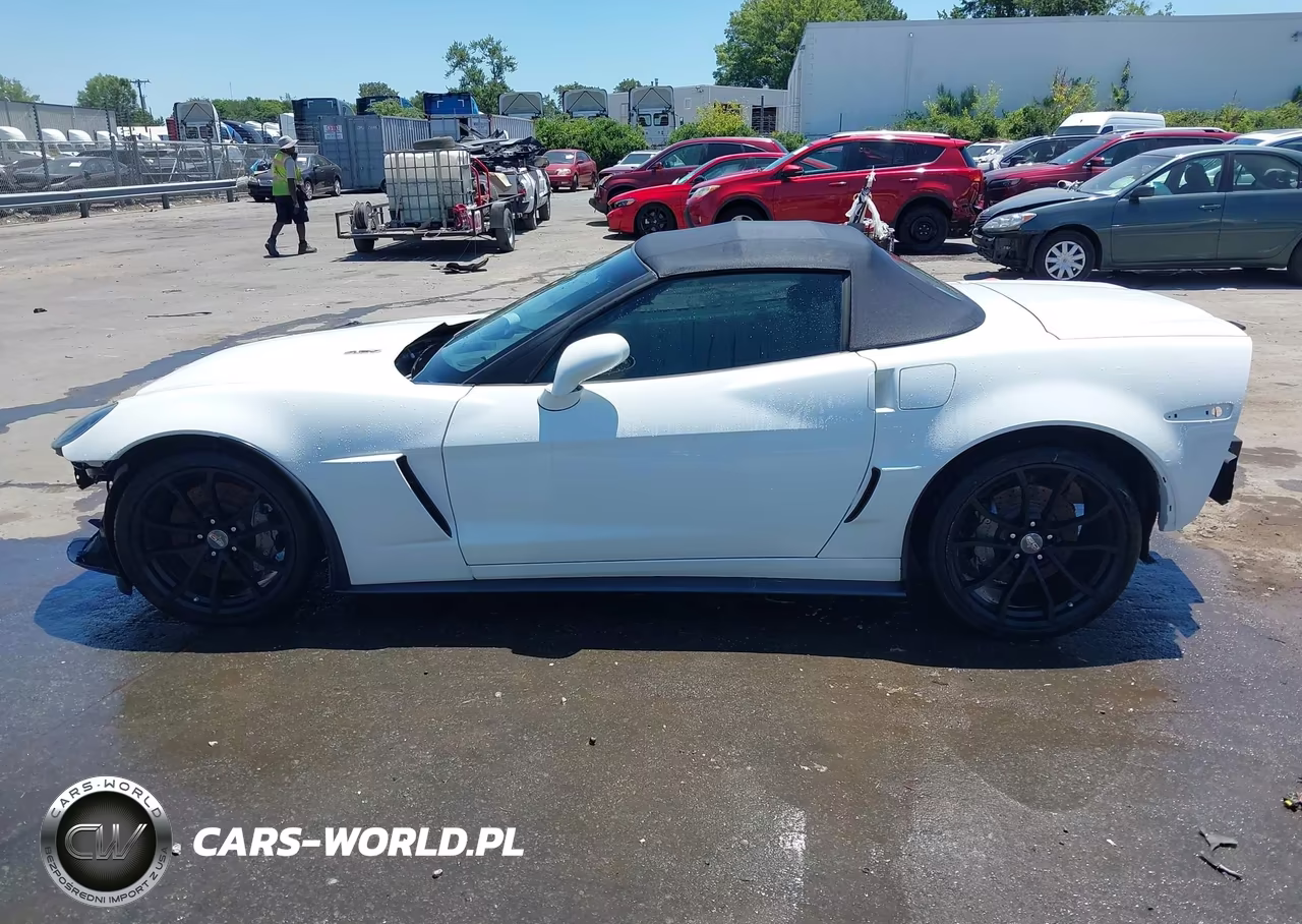 2013 Chevrolet Corvette 427 VIN:1G1Y73DE1D5701881 - 14