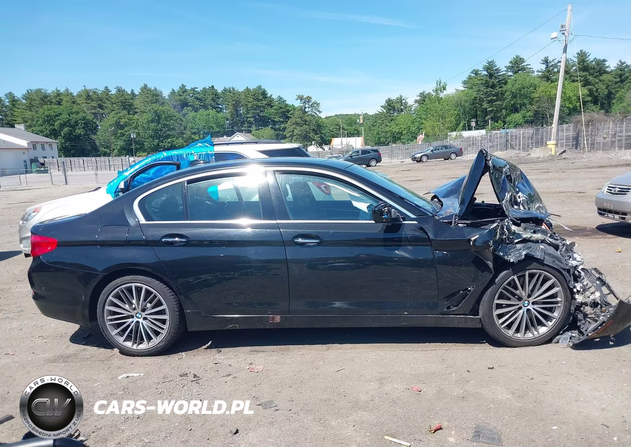 2017 BMW 530I xDrive VIN:WBAJA7C35HWA69985 - 14