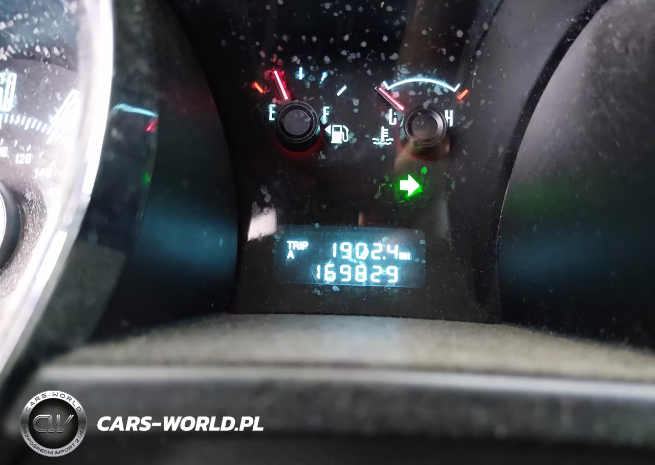 2010 Ford Mustang V6-V6 Premium VIN:1ZVBP8AN6A5143176 - 7