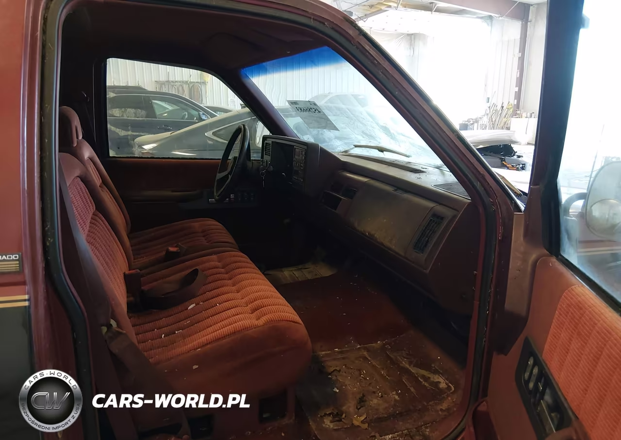 1992 Chevrolet Gmt-400 C1500 VIN:1GCEC14H1NE174656 - 5