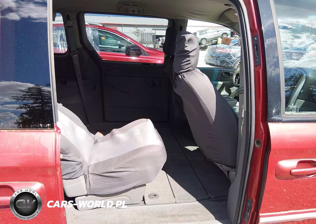 2006 Chrysler Town & Country Touring VIN:2A4GP54L96R609835 - 18