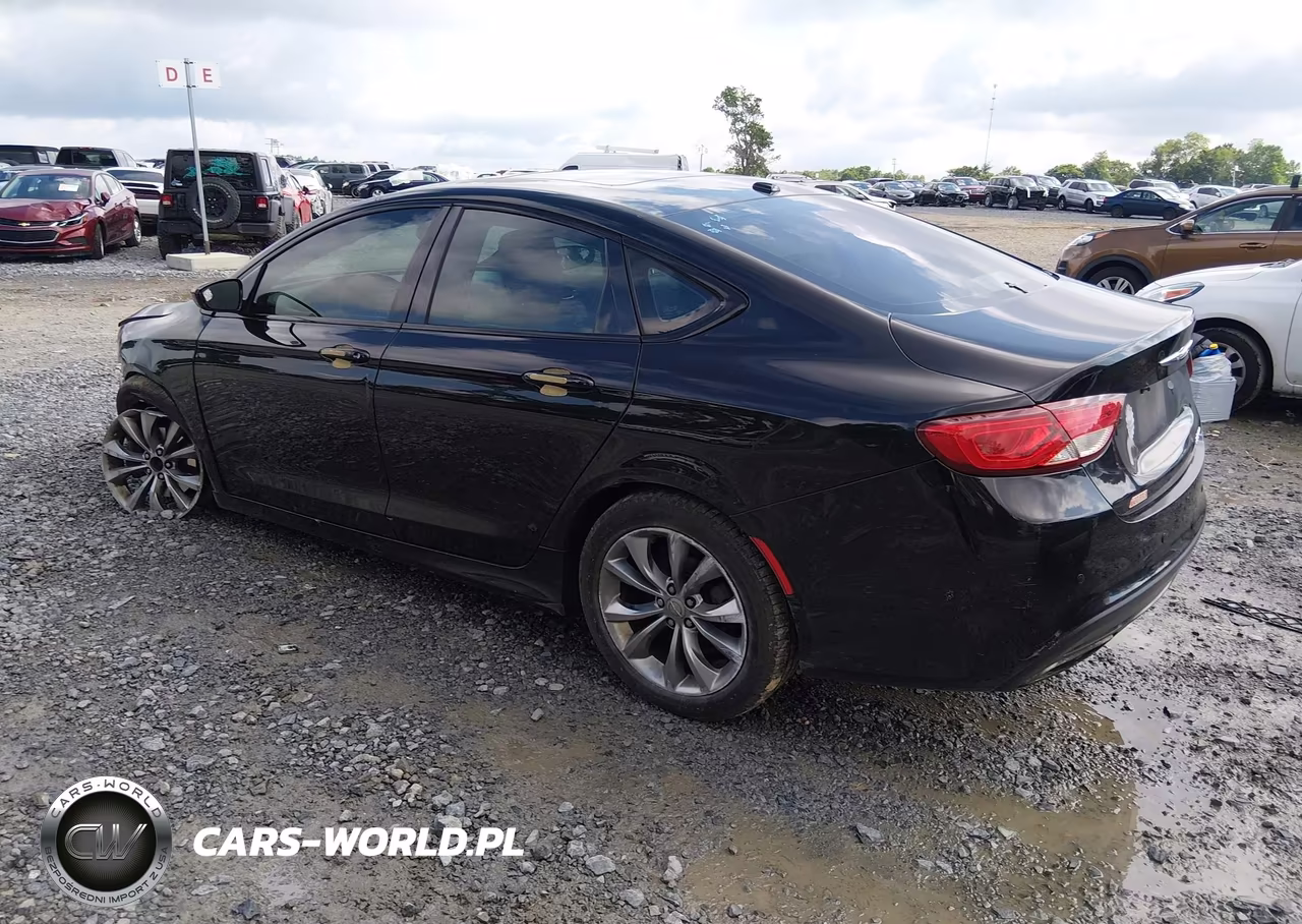 2015 Chrysler 200 S VIN:1C3CCCBB7FN550400 - 3