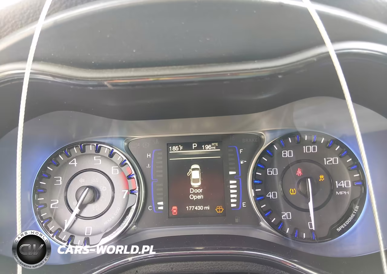 2015 Chrysler 200 S VIN:1C3CCCBB7FN550400 - 7