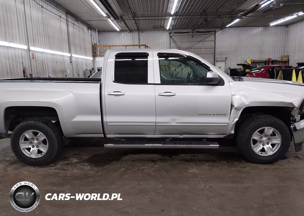 2015 Chevrolet Silverado 1500 1Lt VIN:1GCVKREC8FZ328200 - 14