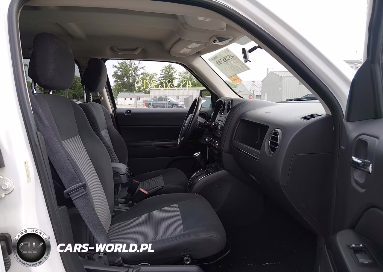 2011 Jeep Patriot Sport VIN:1J4NT1GB3BD233726 - 5
