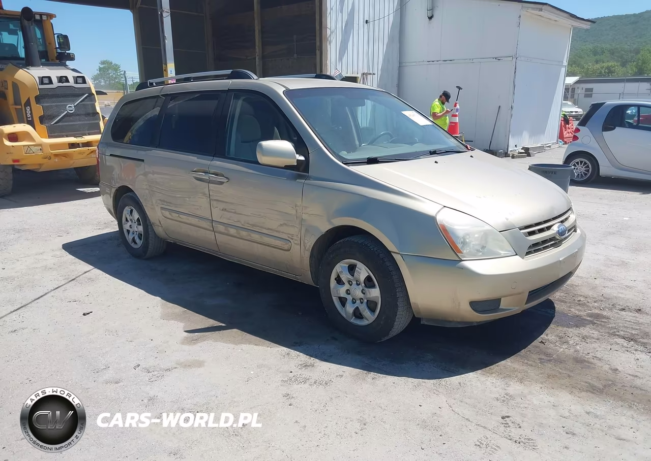 2008 Kia Sedona Lx