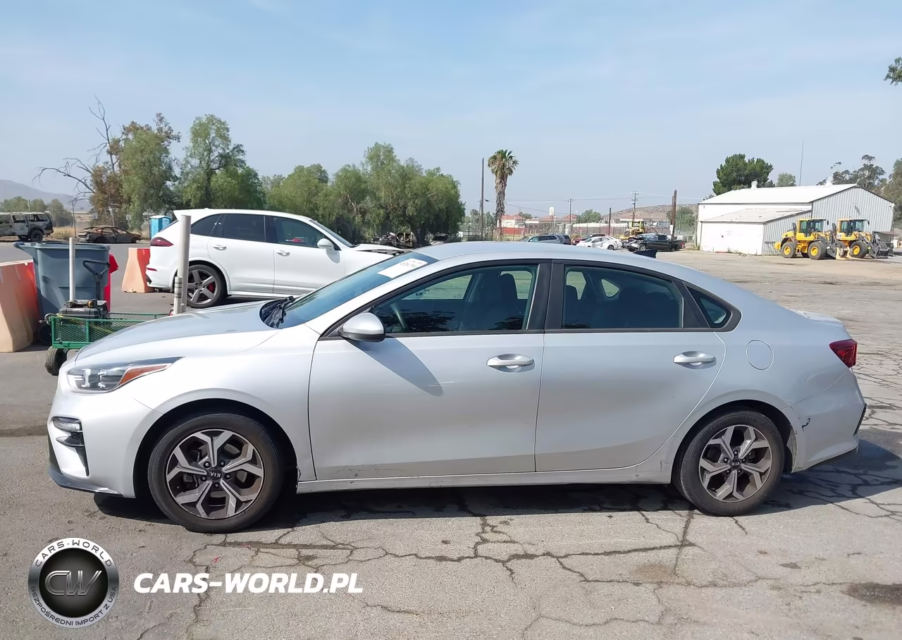 2021 Kia Forte Lxs VIN:3KPF24AD1ME286080 - 14