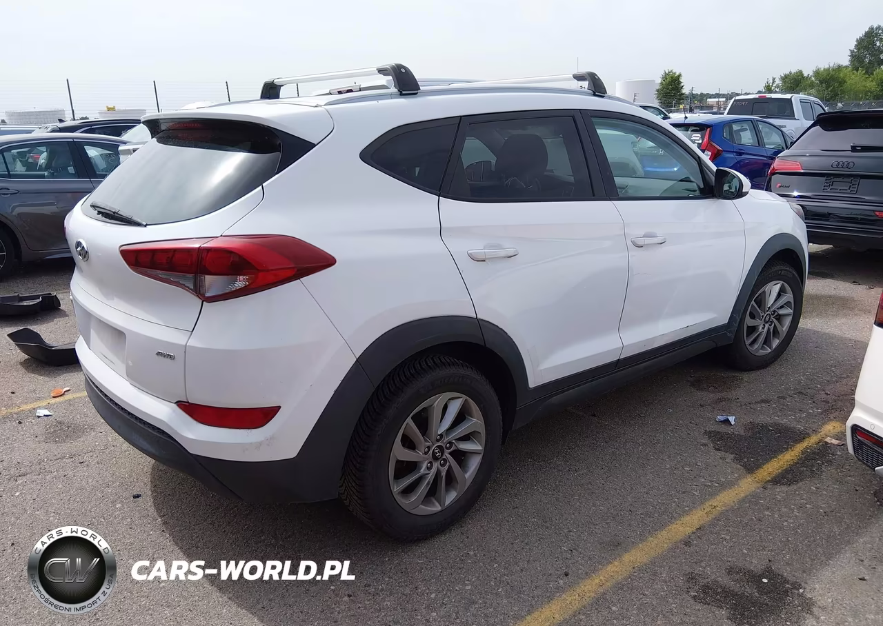 2016 Hyundai Tucson Se VIN:KM8J3CA40GU082759 - 4