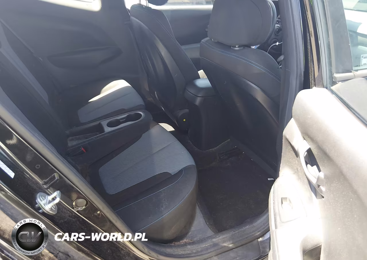 2020 Hyundai Veloster 2.0 VIN:KMHTG6AF2LU030463 - 8