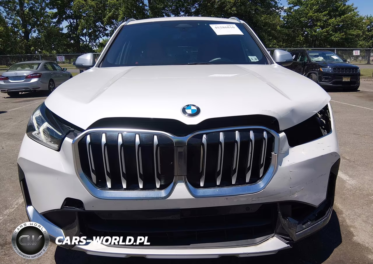 2023 BMW X1 xDrive28I VIN:WBX73EF04P5X36403 - 12