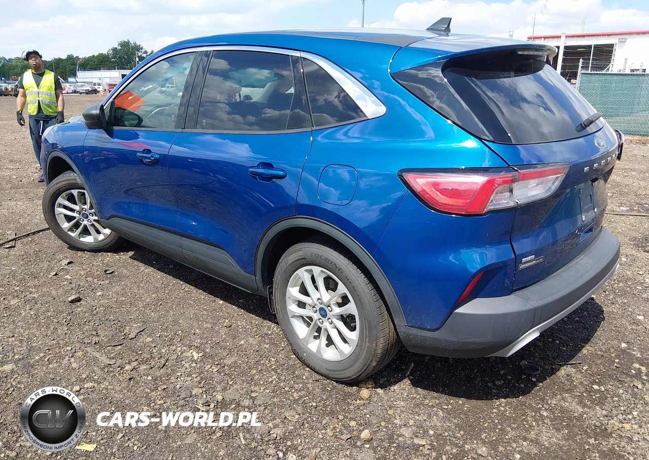 2022 Ford Escape Se VIN:1FMCU9G6XNUA59228 - 3