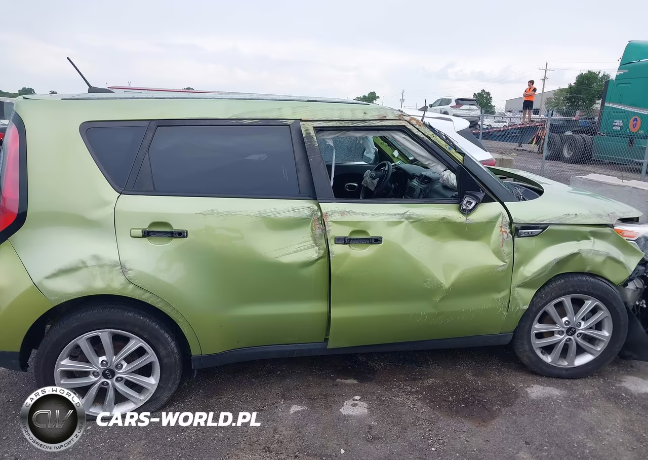 2017 Kia Soul + VIN:KNDJP3A52H7880469 - 14