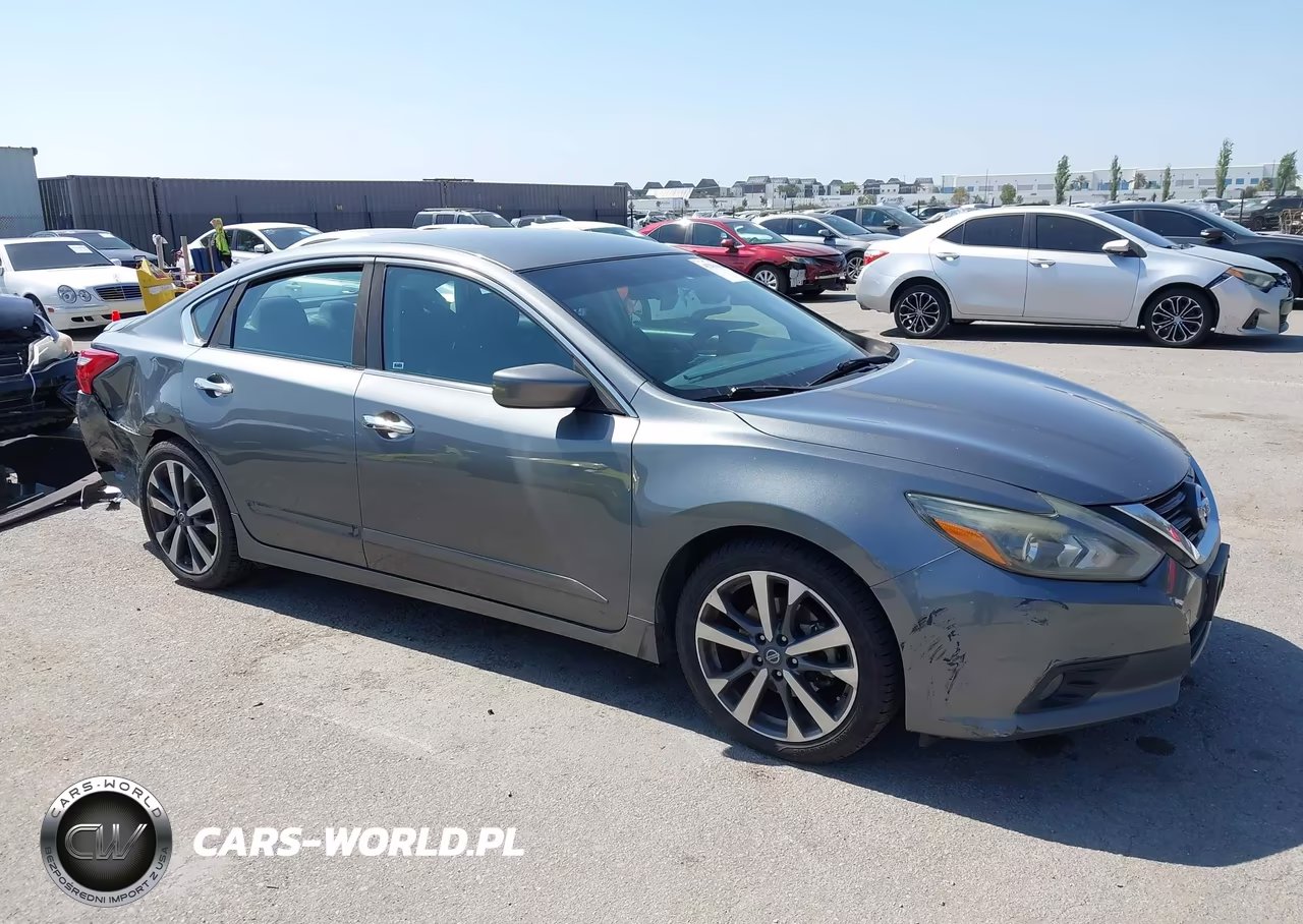 2016 Nissan Altima 2.5 Sr – zdjęcie 1 z 16