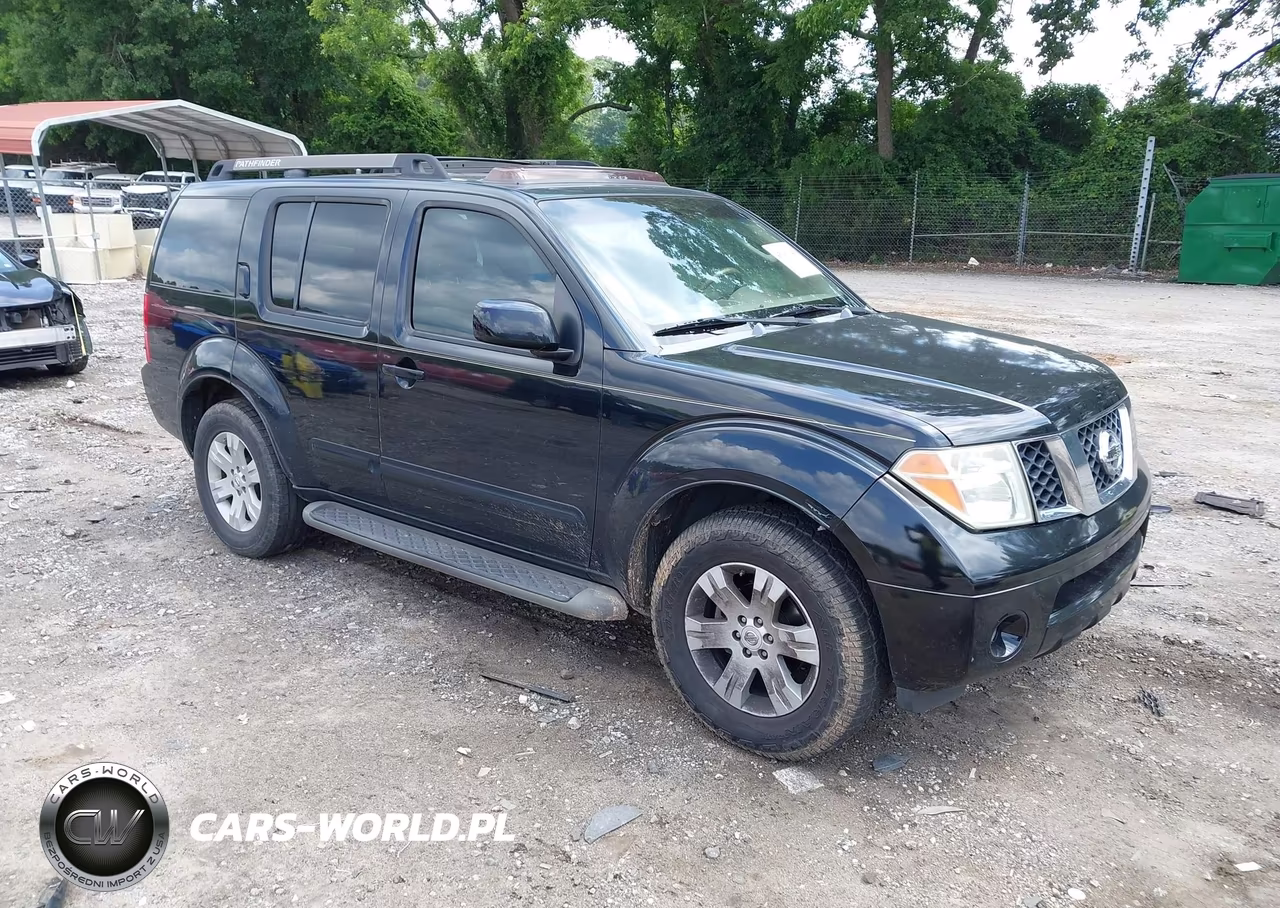 2007 Nissan Pathfinder Le