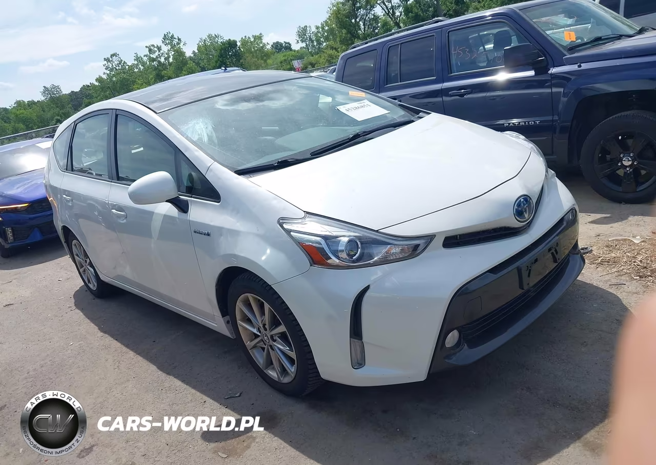 2017 Toyota Prius V Five