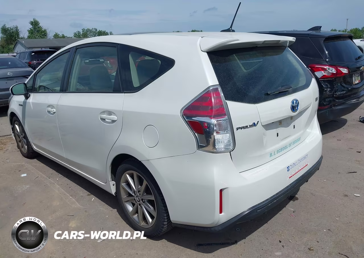 2017 Toyota Prius V Five VIN:JTDZN3EU3HJ070913 - 3