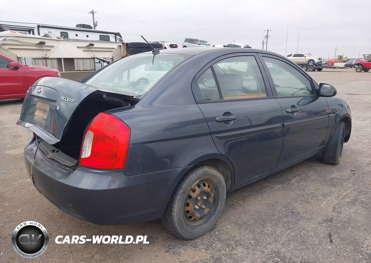 2009 Hyundai Accent Gls VIN:KMHCN46C99U383235 - 4