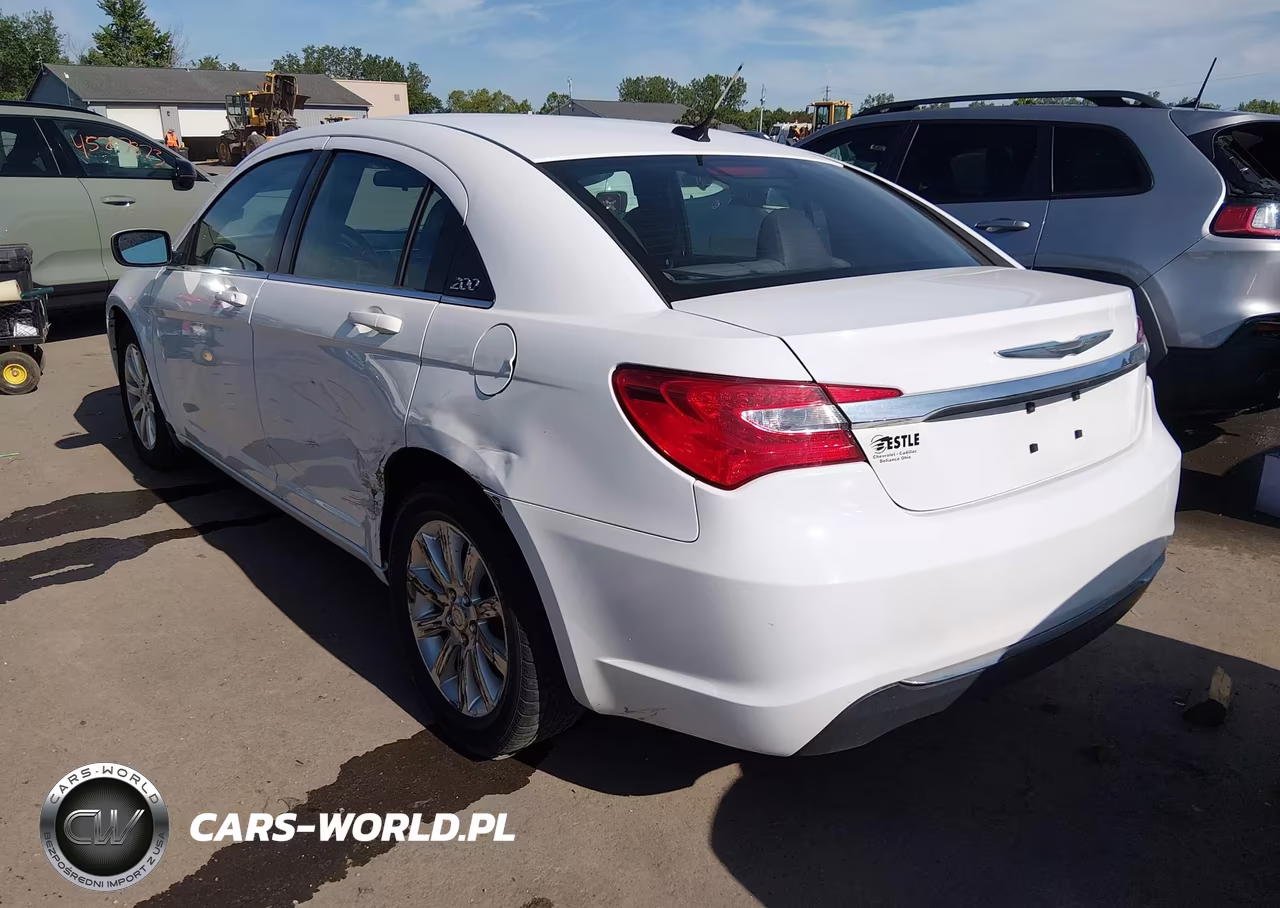 2012 Chrysler 200 Touring VIN:1C3CCBBB3CN277994 - 3