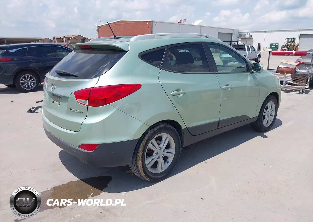 2012 Hyundai Tucson Gls VIN:KM8JU3AC9CU535758 - 4