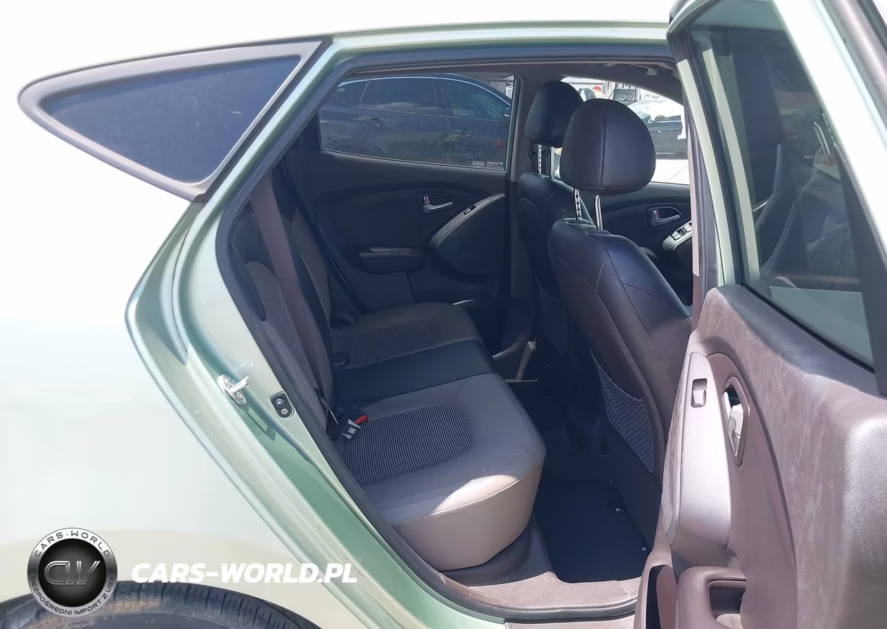 2012 Hyundai Tucson Gls VIN:KM8JU3AC9CU535758 - 8