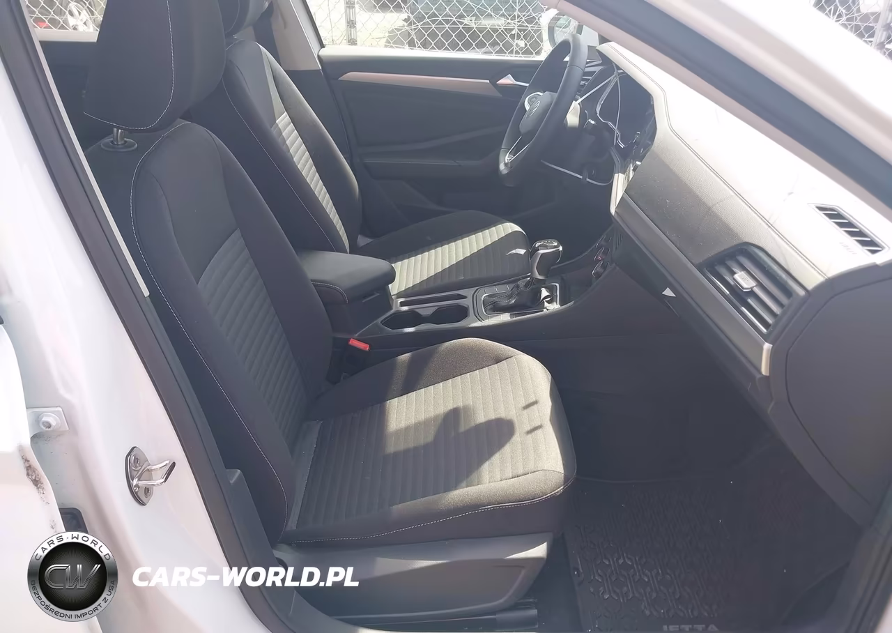 2024 Volkswagen Jetta 1.5T S VIN:3VW5M7BUXRM101640 - 5