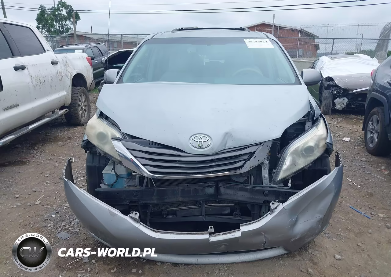 2014 Toyota Sienna Xle V6 8 Passenger VIN:5TDYK3DC8ES436036 - 12