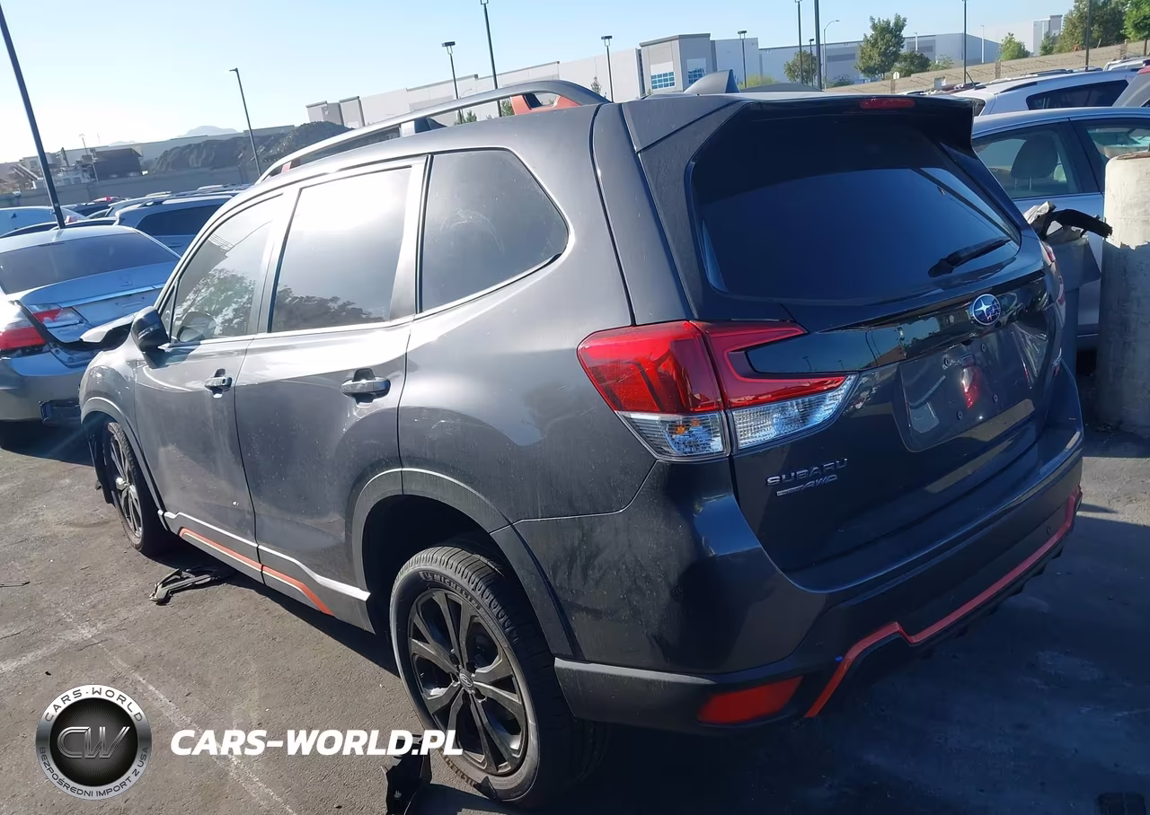 2023 Subaru Forester Sport VIN:JF2SKAJCXPH434280 - 3