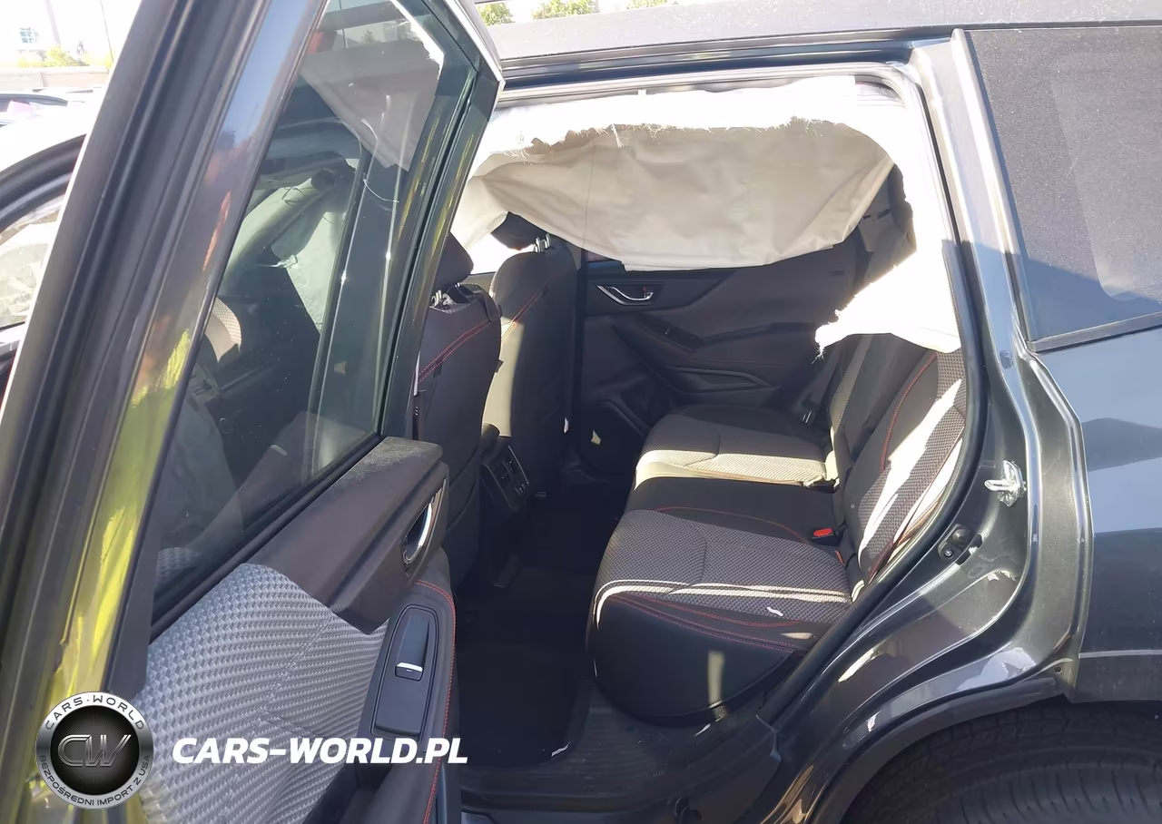 2023 Subaru Forester Sport VIN:JF2SKAJCXPH434280 - 8