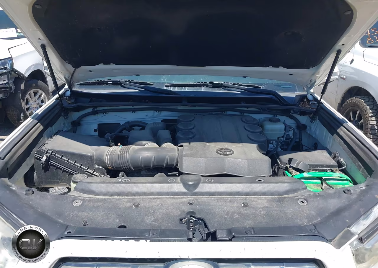 2010 Toyota 4Runner Limited V6 VIN:JTEBU5JR9A5017709 - 10