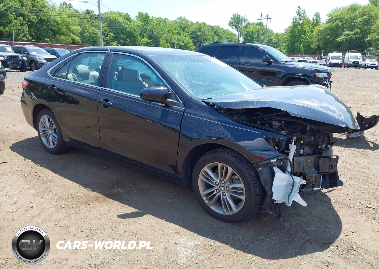 2016 Toyota Camry Se – zdjęcie 1 z 17