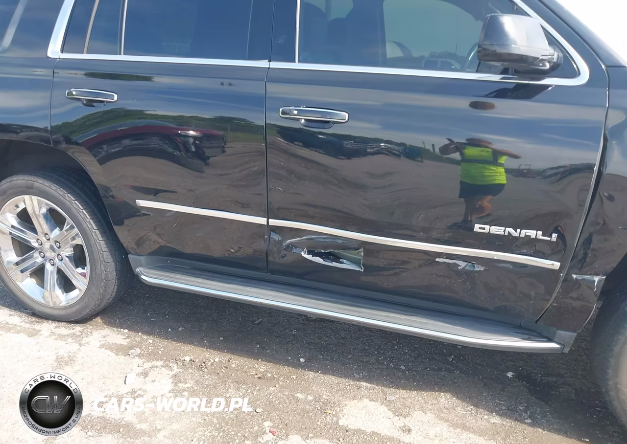 2017 GMC Yukon Denali VIN:1GKS1CKJ4HR188157 - 6