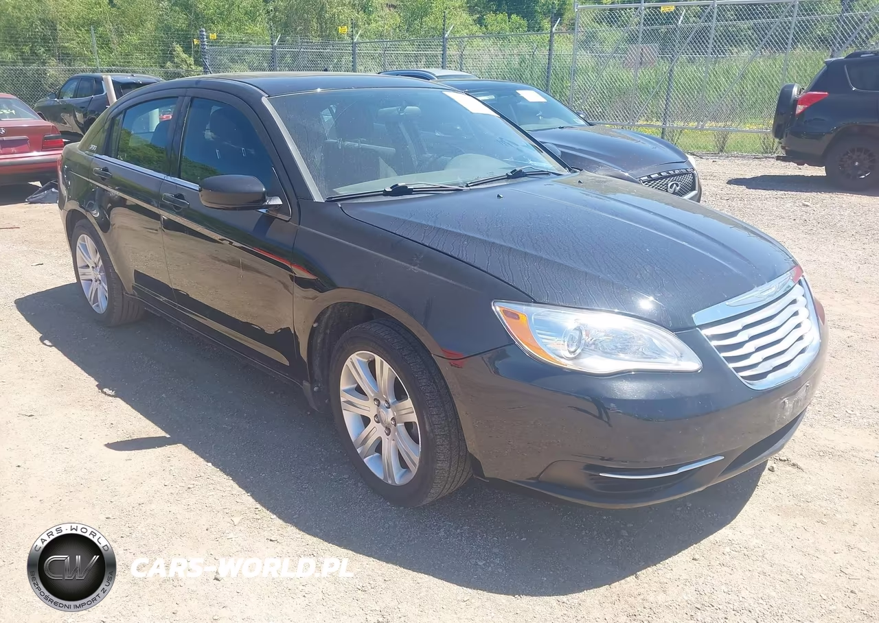 2011 Chrysler 200 Touring VIN:1C3BC1FB4BN612856 - 1