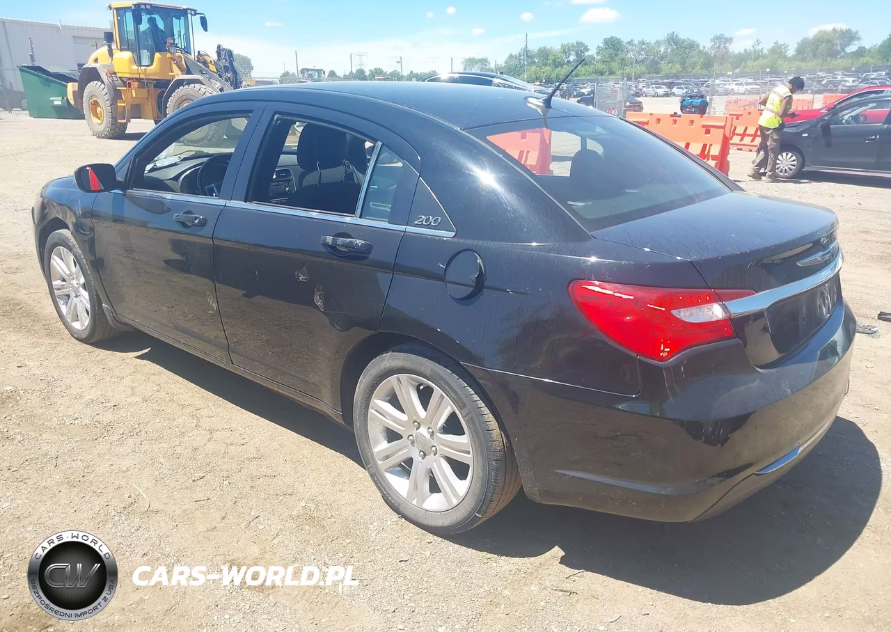 2011 Chrysler 200 Touring VIN:1C3BC1FB4BN612856 - 3
