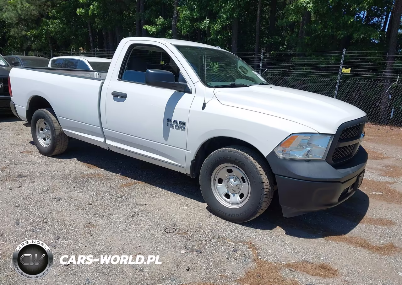 2017 Ram 1500 Tradesman 4X2 8' Box – zdjęcie 1 z 11